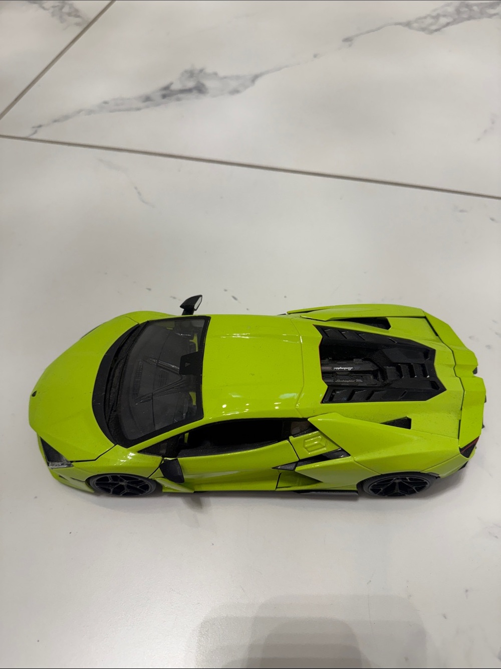 Maisto Lamborghini Revuelto 1:18 Green Diecast Model Car